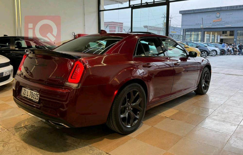 Chrysler 300